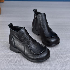 2024 automne hiver nouveau Style en cuir véritable pour Martin bottes décontracté à la mode mi talon côté fermeture éclair bottes courtes pour les Parents - Product Image 6