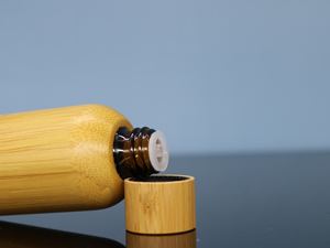 Distributeur de cosmétiques en bambou avec pompe à lotion, vaporisateur fin pour <span class=keywords><strong>shampoing</strong></span>, savon, soin de la peau, sérum, parfum - Product Image 4