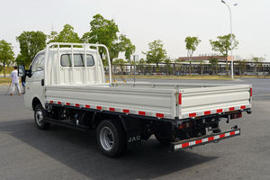 Offre Spéciale Stock : Nouveau Camionnette Diesel 4x2 Automatique pour Clôtures et Mini-Cargaison, Pick-up Efficace - Product Image 3