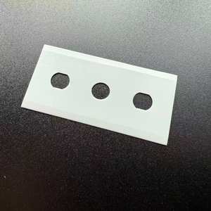 Оптовая цена: Керамические лезвия для бритвы из циркония с тремя отверстиями, 43*22*0.2 мм - Product Image 1