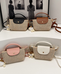Borsa Estiva in Paglia Leggera e Portatile Stile Bohémien, Borsa a Tracolla per Vacanze e Spiaggia per Donne - Product Image 2