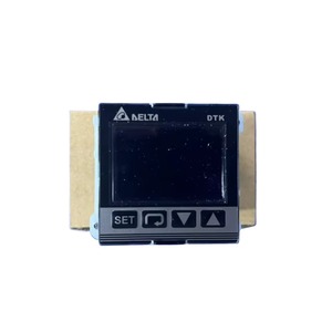 Controllore di Temperatura PID Delta <span class=keywords><strong>Serie</strong></span> DTK DTK4848V12 1/16 DIN 48x48mm 12VDC Uscita a Impulsi RS485 Originale Nuovo in Stock - Product Image 1