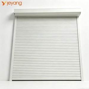 Porta Avvolgibile in Alluminio Isolata Automatica a Risparmio Energetico con Funzione Antivento, Design Industriale per Magazzini - Product Image 5
