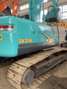 Excavatrice Kobelco SK210 d'occasion, prix compétitif, faible consommation de carburant, polyvalente, durable, bonnes performances, godet de 1 m, 21 tonnes de charge utile - Product Image 3