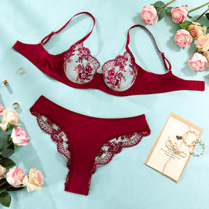 Grosir pakaian dalam wanita seksi bordir Floral Bra Push up berongga dengan celana jaring pakaian dalam jala Set dua potong - Product Image 6