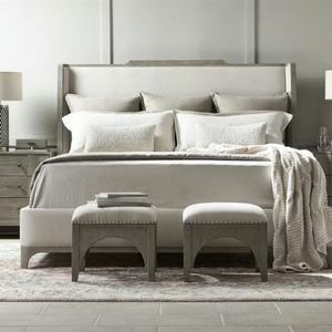 Taburete de Dormitorio con Marco de Madera Antiguo Hecho a Mano de Inspiración Escandinava, Tapicería de Tela Beige, Diseño Tradicional, Taburete Decorativo para Hotel - Product Image 6