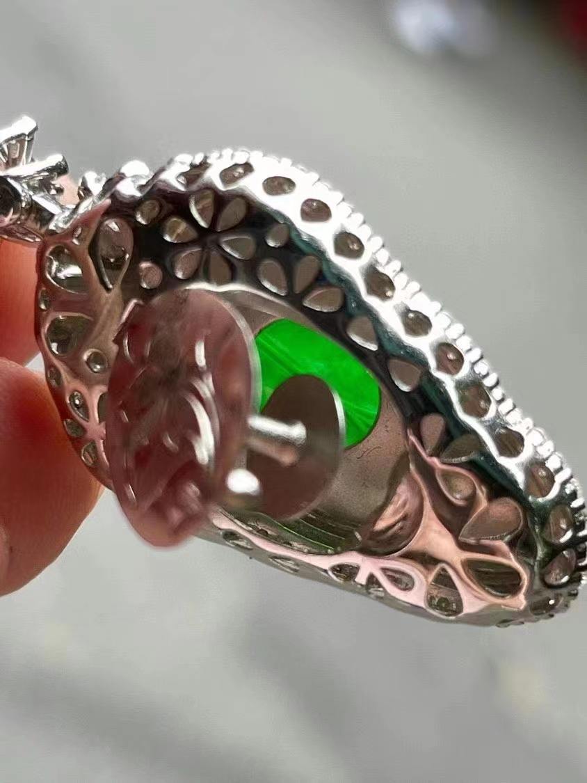 Ciondolo Piccolo A Ciambella Fei Cui In Giada Giadeite Naturale Di Tipo A, Verde Chiaro Ghiacciato, Da 17,8 Mm - Italia - Foto 3