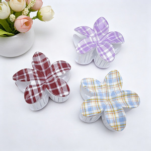 Pinzas para el pelo con estampado UV de plumeria a cuadros, de plástico PS, florales, antideslizantes, para mujeres y niñas - Product Image 3