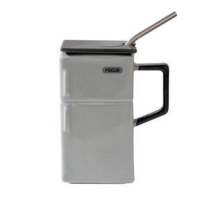 DD4326 Tasse à café en céramique rétro créative avec couvercle et paille, cadeau amusant pour couple de bureau - Product Image 5