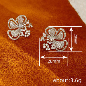Orecchini a Perno con Micro Incastonatura di Zirconi a Forma Floreale, Stile Pastorale, Gioielli Trendy per Donne - Product Image 4