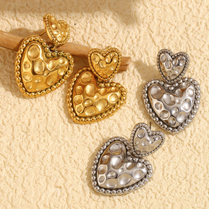 Pendientes de tuerca de corazón de amor de acero inoxidable Vintage, pendientes de mujer chapados en oro de 18 quilates, joyería para fiestas, venta al por mayor - Product Image 3