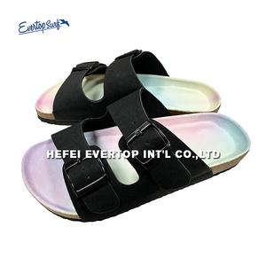 Vente en gros de pantoufles décontractées à la mode, pantoufles d'intérieur douces, pantoufles de luxe pour femmes - Product Image 6