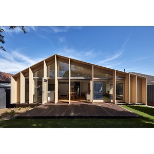 Villa moderna con estructura de acero ligero y techo a dos aguas para residencia privada - Product Image 1