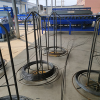 Machine de soudage de treillis métallique cnc pour fabriquer des stylos à poulet et une cage en treillis métallique soudé galvanisé