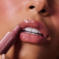Gloss à lèvres hydratant et nourrissant, fini brillant, effet jus de fruits, végétalien, à base de minéraux, très demandé