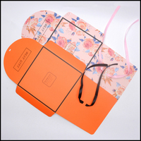 Boîte cadeau et d'invitation rigide en carton blanc neuve d'usine, papier kraft premium, doublure en éponge, accessoires en ruban, couleur et taille personnalisables