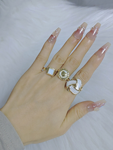 Lot <span class=keywords><strong>de</strong></span> 3 bagues ouvertes en acier inoxydable, design coquillage cœur, style varié, bijoux pour fête et usage quotidien - Product Image 4