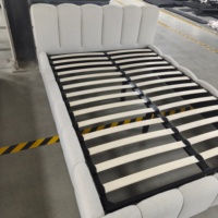 Weiches Leinen-Polsterbett, Rundum Wellenförmiges Paneel-Design Stützender Bettrahmen
