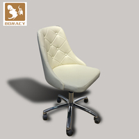 Équipement beauté des ongles chaise courte pour le personnel meubles de salon tabouret technique pour les ongles chaise de manucure salon de manucure avec roue
