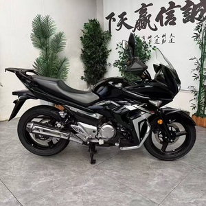 Motos d'<span class=keywords><strong>occasion</strong></span> haute performance 250cc Moteur à quatre temps refroidi à l'eau Inline-Twin Direct Factory Rival New Cars Runs Gasoline - Product Image 5