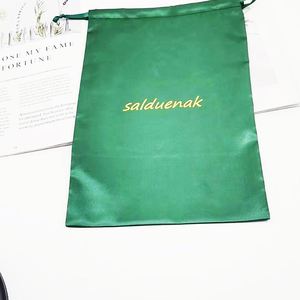 Sac en satin à cordon coulissant avec logo personnalisé, sacs en satin pour perruques, sacs de rangement pour cheveux naturels tissés, sac cadeau en satin - Product Image 3