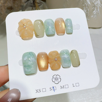 Fournitures pour ongles en gros : Faux ongles à presser faits main, colorés et design, en promotion