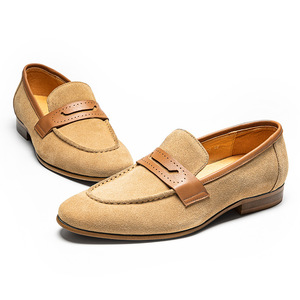 Vêtements décontractés respirants en cuir de haute qualité pour hommes, accompagnés de chaussures décontractées en cuir à enfiler pour l'automne - Product Image 2