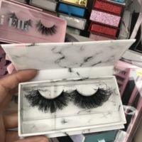 Boîte d'emballage de faux cils avec logo personnalisé étui à cheveux synthétiques de marque privée pour faux cils vaporeux à pointes cils épais