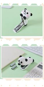 Papelería escolar de oficina personalizada, nuevo diseño, forma de Animal Panda de dibujos animados, grapadora pequeña No 10, grapadora bonita de tamaño Mini - Product Image 6