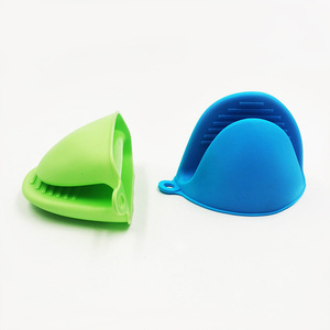 Pinces de cuisine en caoutchouc souple isolantes thermiquement, pinces anti-brûlure et antidérapantes, pinces pour bols et assiettes, pinces pour four et pâtisserie - Product Image 4