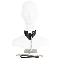 Schwarze PU-Leder Halskette Choker Schmuck mit Edelstahlkette Geschenk für Frauen und Männer