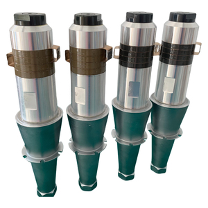 Plastik kaynak için 15KHZ 20KHZ 28KHZ 35KHZ 40KHZ farklı frekans ultrasonik kaynakçı dönüştürücü - Product Image 4