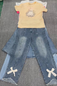 Conjunto de Roupas de Moda para Meninas no Verão, Top com Renda Listrado e Shorts de Jeans, Conjunto de Duas Peças - Product Image 3