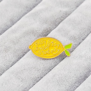 Trâm cài áo hình quả chanh sáng tạo dành cho nữ, huy hiệu kim loại tùy chỉnh - Product Image 3
