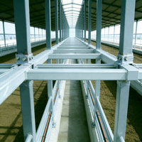 Structure en acier léger détachable de conception professionnelle pour hangar à vaches, bâtiments agricoles préfabriqués en structure métallique