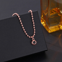 Collier en acier inoxydable avec chaîne de perles tendance et grand pendentif pour cadeau d'anniversaire de mariage