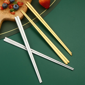 Tazón de Metal comestible coreano gratis de muestra, <span class=keywords><strong>palillos</strong></span> <span class=keywords><strong>para</strong></span> <span class=keywords><strong>comer</strong></span>, <span class=keywords><strong>palillos</strong></span> planos de Metal de titanio negro dorado grabado, soporte de embalaje de regalo - Product Image 6