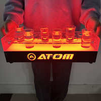 Fournitures d'usine métal acrylique coloré flash lueur 12 bouteilles LED bouteille présentateur plateau présentoirs pour boîte de nuit bar fête