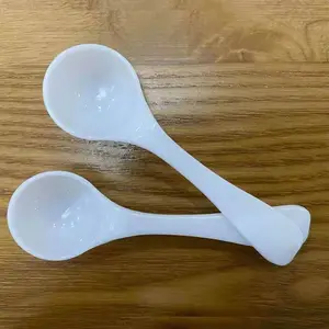 1.5g 3ml White Plastic PP Measuring Spoon Scoop For Freeze Dried Milk Powder Pet Cat Dog Food Custom Logo