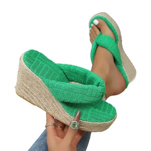 Sandales <span class=keywords><strong>compensées</strong></span> grande taille pour <span class=keywords><strong>femme</strong></span>, à entre-doigts, avec semelle en <span class=keywords><strong>corde</strong></span> de paille et dessus en tissu éponge - Product Image 5