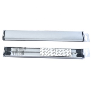 Porte-<span class=keywords><strong>couteau</strong></span> magnétique puissant Porte-outil en alliage d'aluminium Étagère de cuisine sans poinçon et sans clou pour un usage domestique avec sac à roulettes - Product Image 6