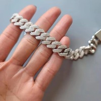 Bracelet en argent sterling avec diamants Moissanite de luxe fabriqués en Inde, brillant et étincelant, personnalisable, bijoux cadeau en vente