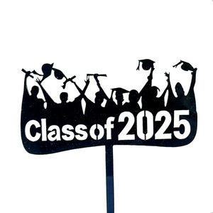 ท็อปเปอร์เค้กอะคริลิคสำหรับงานรับปริญญา ปี 2025 ลาย "น้ำผึ้งและความหวาน" พร้อมคำอวยพร "ขอแสดงความยินดีกับบัณฑิตรุ่นปี 2025" สำหรับตกแต่งเค้ก - Product Image 5