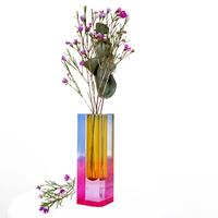 Vase en tube acrylique transparent rose clair de luxe, style arche florale, en cristal, pour la fabrication et la vente en gros