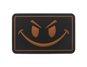 Smirk Face Evil Tactical 3D Tela de goma Etiqueta de ropa Cara sonriente Parche de silicona de goma cuadrada para etiquetas de camisa - Product Image 5