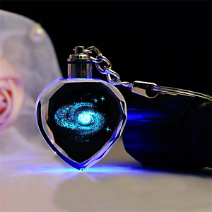 Gravure laser 3D personnalisée en gros Couple <span class=keywords><strong>Photo</strong></span> claire Blue Red Rose Design Led Crystal Heart Keychain - Product Image 5