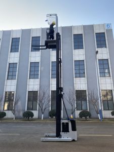 CE ISO pemetik pesanan elektrik 1Ton 1,5ton 9M 12 M pemetik pesanan tingkat tinggi mesin pengangkat barang bertenaga baterai untuk dijual - Product Image 4