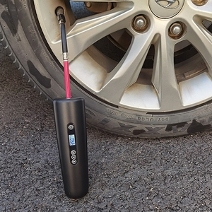 ปั๊มลมยางรถยนต์แบบพกพาอัจฉริยะ YI JING 12V 150PSI แรงดันสูง 340 กรัม รุ่นมินิ ชาร์จไฟได้ - Product Image 5