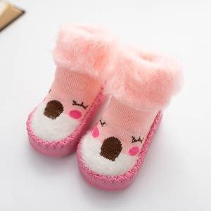 Jolies pantoufles duveteuses <span class=keywords><strong>pour</strong></span> <span class=keywords><strong>nouveau</strong></span>-<span class=keywords><strong>né</strong></span>, garçon et fille, mocassins antidérapants, chaussettes intérieures épaisses, chaussures <span class=keywords><strong>pour</strong></span> l'hiver, M2300 - Product Image 5