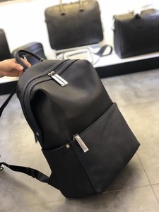 Sac à dos de luxe <span class=keywords><strong>en</strong></span> cuir pleine fleur grainé pour homme, sacoche d'affaires pour ordinateur portable <span class=keywords><strong>en</strong></span> cuir de vachette importé de première qualité, sac à dos de voyage exécutif personnalisé - Product Image 5